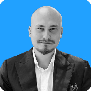 Николай — Генеральный директор